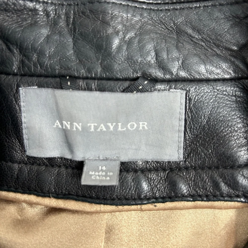New Gorgeous Ann Taylor Leather Coat - Picture 4 of 12